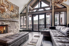 Stunning 4 bedroom condo Snowcloud base of Bachelor Gulch condo